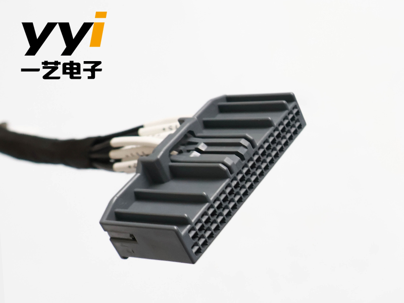 新能源汽車電池組連接線