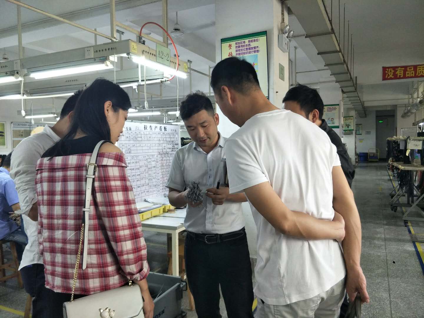連接線生產(chǎn)廠家參觀